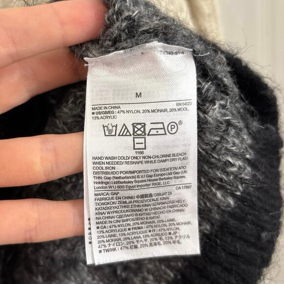 GAP Wool Mohair Blend Fisherman Sweater – Cream & Gray, Size Medium - Picture 7 of 7